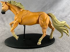 10-VHacks-Mighty-Steeds-Goldie-Low.jpg