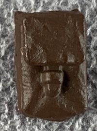 18-samain-pouch.jpg
