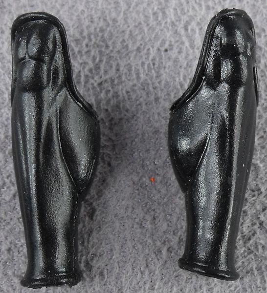 File:03-amazon-leg-armor-v2.jpg