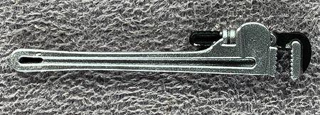 08-advent-calendar-2020-pipe-wrench - title.jpg