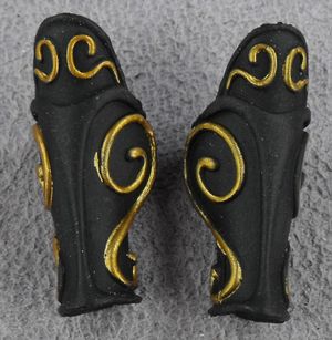 02-myrmidon-leg-armor.jpg