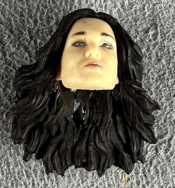 28-bossfightstudio-umbrella-academy-vanya-head(2) 00.jpeg