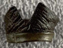 16-qal-varis-boot-left.jpg