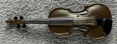 23-bossfightstudio-umbrella-academy-vanya-violin 00 - Title.jpeg