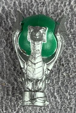 05-mage-staff-dragon-top.jpg