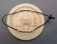 Shield-thread-01.jpg