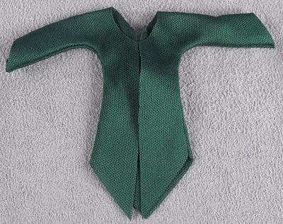 12-felonious-mage-robe.jpg