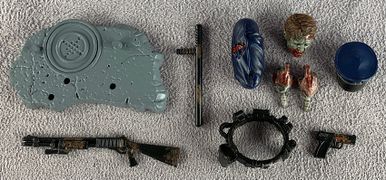 Vitruvian-hacks-series-z-wave-02-officer-zed (22).jpg