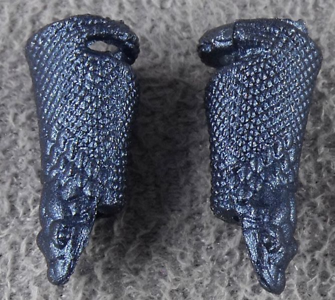 File:22-cobalt-stheno-gauntlets.jpg